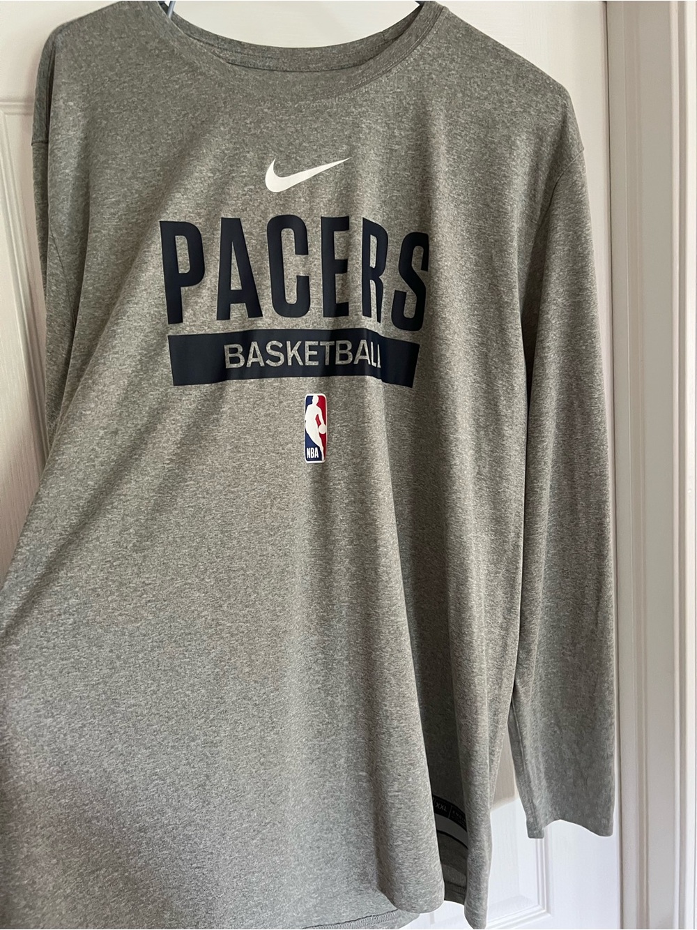 Nike Gray XXL Engineered Athletica Label Long Sleeve
